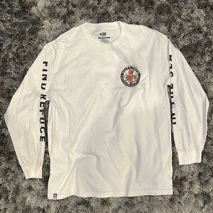 Brand: Salty Crew  Size: Large  Color: White